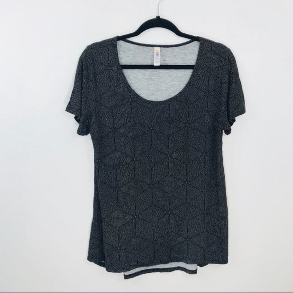 LuLaRoe Classic T Geo Print Dots Top Black Large